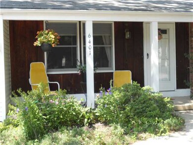 6401 Peardale Rd E, Columbus, OH 43229 - photo 2