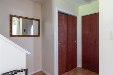 A2 Grandview Dr unit A2, South Burlington, VT 05403 - photo 3