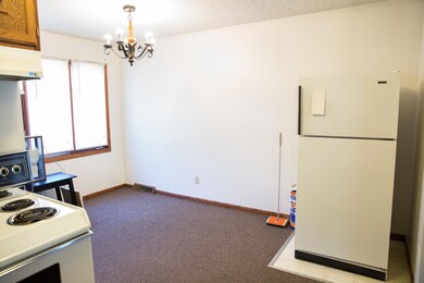 711N3rd-8