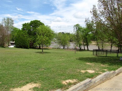 1792 E Mcgill Cir, Eufaula, OK 74432 - photo 3