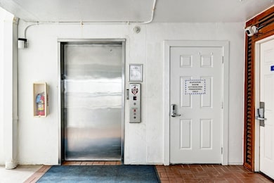 Elevator to the first floor please!