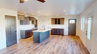 703 / 705 Stelting St, Sparta, WI 54656 - photo 4