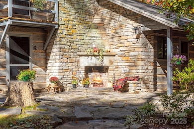 A welcoming setting for outdoor gatherings