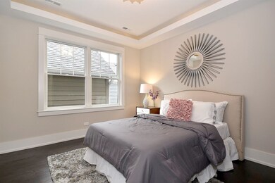 4918 N Seeley Ave, Chicago, IL 60625 - photo 7