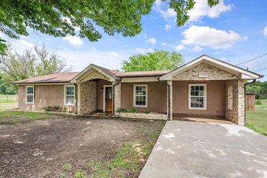 1413 Hidden Hills Dr, Corsicana, TX 75110 - photo 2