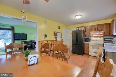 2005 Aspen Ln, Columbia, PA 17512 - photo 6