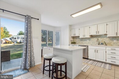 9332 Eagleview Dr, Lafayette Hill, PA 19444 - photo 6