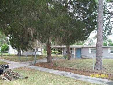 10748 Gina Dr, Jacksonville, FL 32218 - photo 2