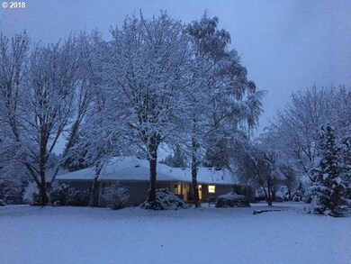 2072 N Myrtle Rd, Myrtle Creek, OR 97457 - photo 6