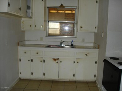 6716 Laralou Ct, Jacksonville, FL 32216 - photo 7