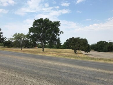 1800 S Bowie Dr, Weatherford, TX 76086 - photo 3