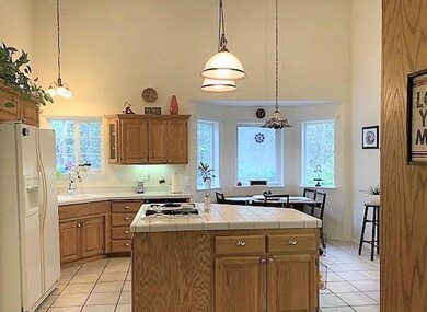 4211 Azalea Dr, Grants Pass, OR 97526 - photo 4