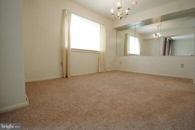 8453 Greenbelt Rd unit T, Greenbelt, MD 20770 - photo 6