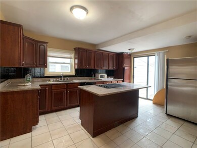 116 California Ave, Providence, RI 02905 - photo 6