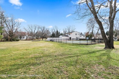 151 Cherry Tree Ln, Middletown, NJ 07748 - photo 4