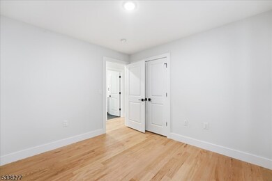62 Hillside Ave unit 1, Newark, NJ 07108 - photo 6