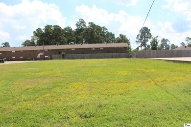 305 Mcmillan Rd, West Monroe, LA 71291 - photo 2
