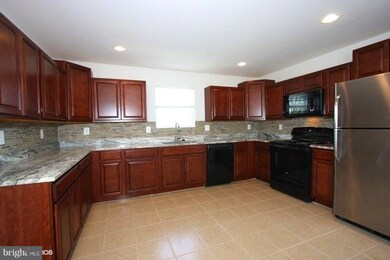 11 Park Place, Brooklyn, MD 21225 - photo 5