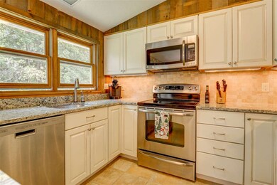 21 Cranmore Rd unit 4, North Conway, NH 03860 - photo 6