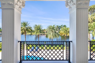 7923 Pine Tree Ln, West Palm Beach, FL 33406 - photo 4