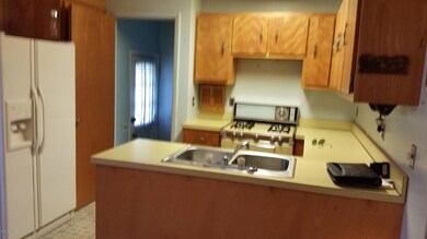 525 Oxford St, Toms River, NJ 08755 - photo 7