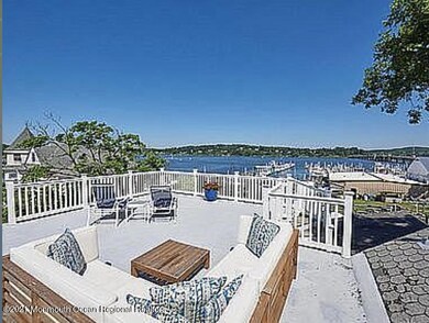 River Views Deck