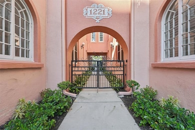 1221 N Palm Ave unit 207, Sarasota, FL 34236 - photo 4