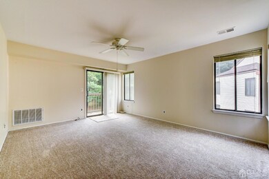 702 Jacob Ct unit 702, Dayton, NJ 08810 - photo 5