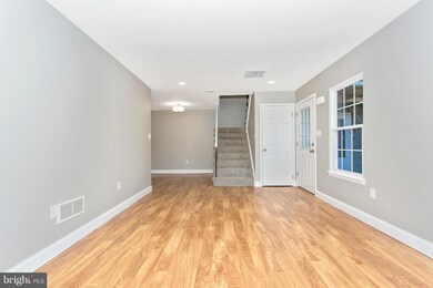 5803B Oleander Place unit 419, Frederick, MD 21703 - photo 4