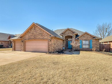 917 Kelsi Dr, Moore, OK 73160 - photo 3