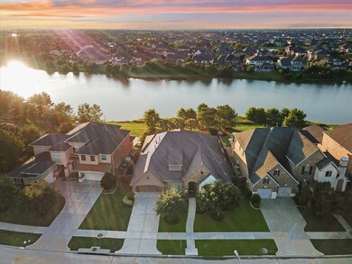 27822 Burnett Hills Ln, Fulshear, TX 77441 - photo 3