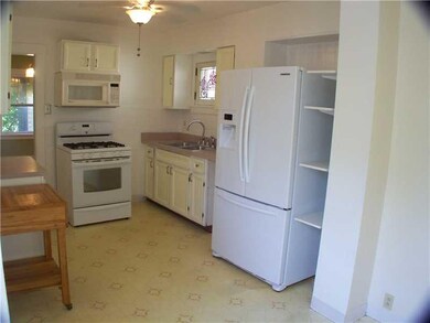 Kitchen. Spacious kitchen with refrigerator and ga