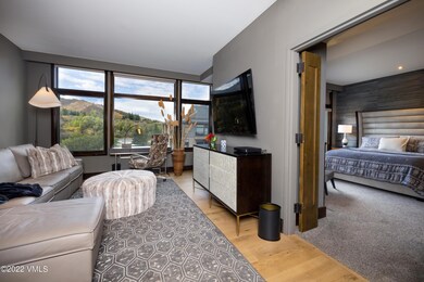Westin450A_PrimaryLiving1