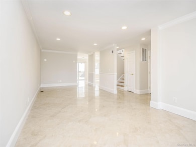 24 Sintsink Dr W, Port Washington, NY 11050 - photo 3