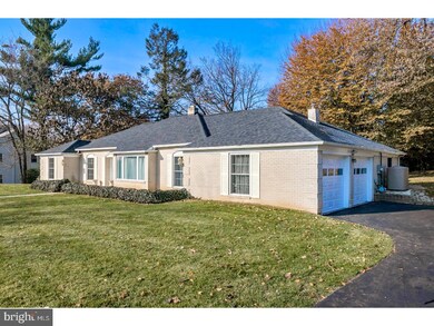 2078 Waller Dr, Huntingdon Valley, PA 19006 - photo 3