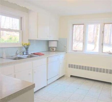 221 Lincoln Rd, Lincoln, MA 01773 - photo 3