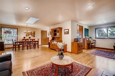 7627 NE 140th Place, Kirkland, WA 98034 - photo 4