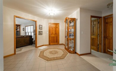 414 Peoria St, Lincoln, IL 62656 - photo 5