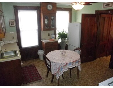 10 Munroe St, Northampton, MA 01060 - photo 3