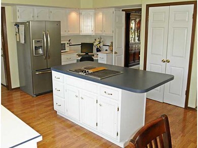 5666 Moorgate Dr, Columbus, OH 43235 - photo 7