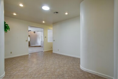 005_Dining Room To Living Room
