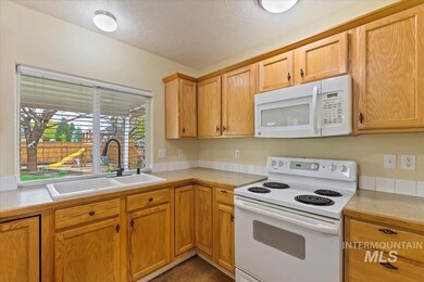 16582 N Windsor Ln, Nampa, ID 83687 - photo 7