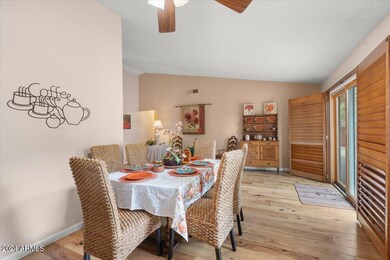 04-Dining Room
