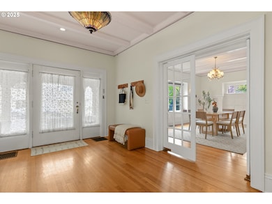 908 NW 25th Ave, Portland, OR 97210 - photo 6