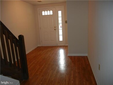 2005 Yorktown S, Norristown, PA 19403 - photo 5