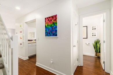 007_cf3ddba4_g hyacinth ln-07