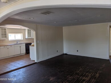 622 W Fleming Ave, Winslow, AZ 86047 - photo 7