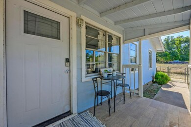 802 North Ave N, Johnson City, TX 78636 - photo 5