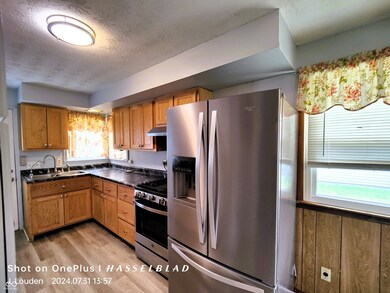 3113 15th St, Columbus, IN 47201 - photo 7