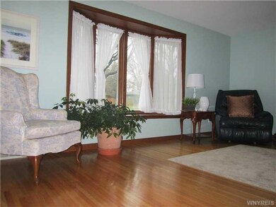 Living Room 18 x 12 Living Room w/bay windowed vie